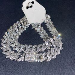 Iced Out Cuban Chain 18 Inch 