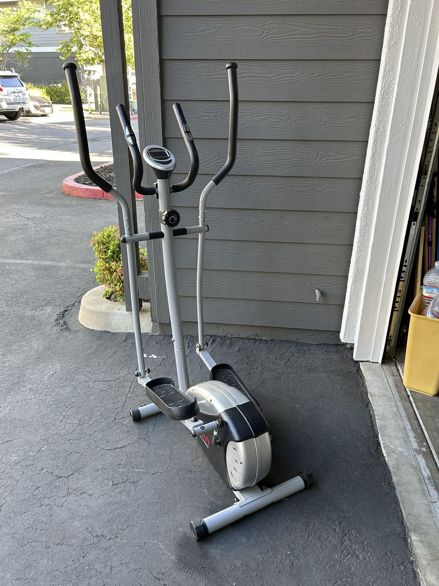 Elliptical Exercise Machine
