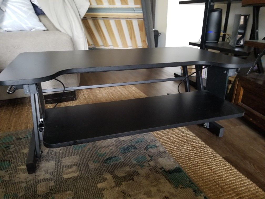 Standing Desk Black
