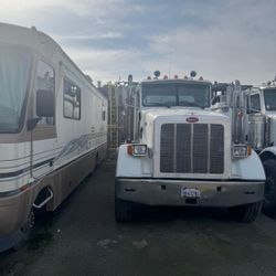 2014 Peterbilt 365 Super Dump – PACCAR 435HP – 8LL Transmission – Ready to Work