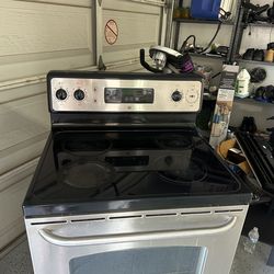 GE electric stove