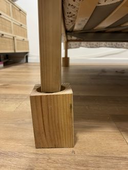 Custom Bed Risers 