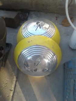 Hubcups 40 Ford
