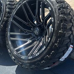 WHEELS TIS 544 24x14 CHEVY /FORD 6x5.5/6x135