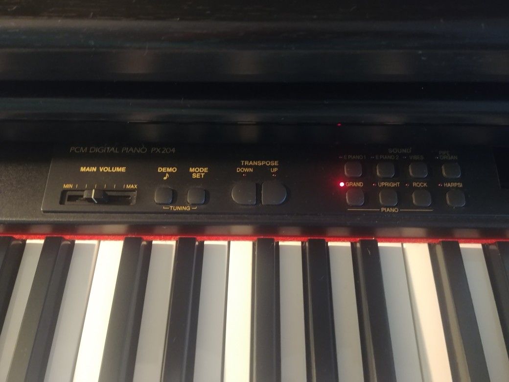 Technics Digital Piano sx-PX204 With Technics Bench for Sale in
