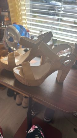 Michael Kors high House size 7M