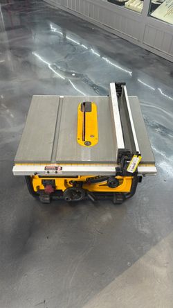 DEWALT DWE7480 TABLE SAW