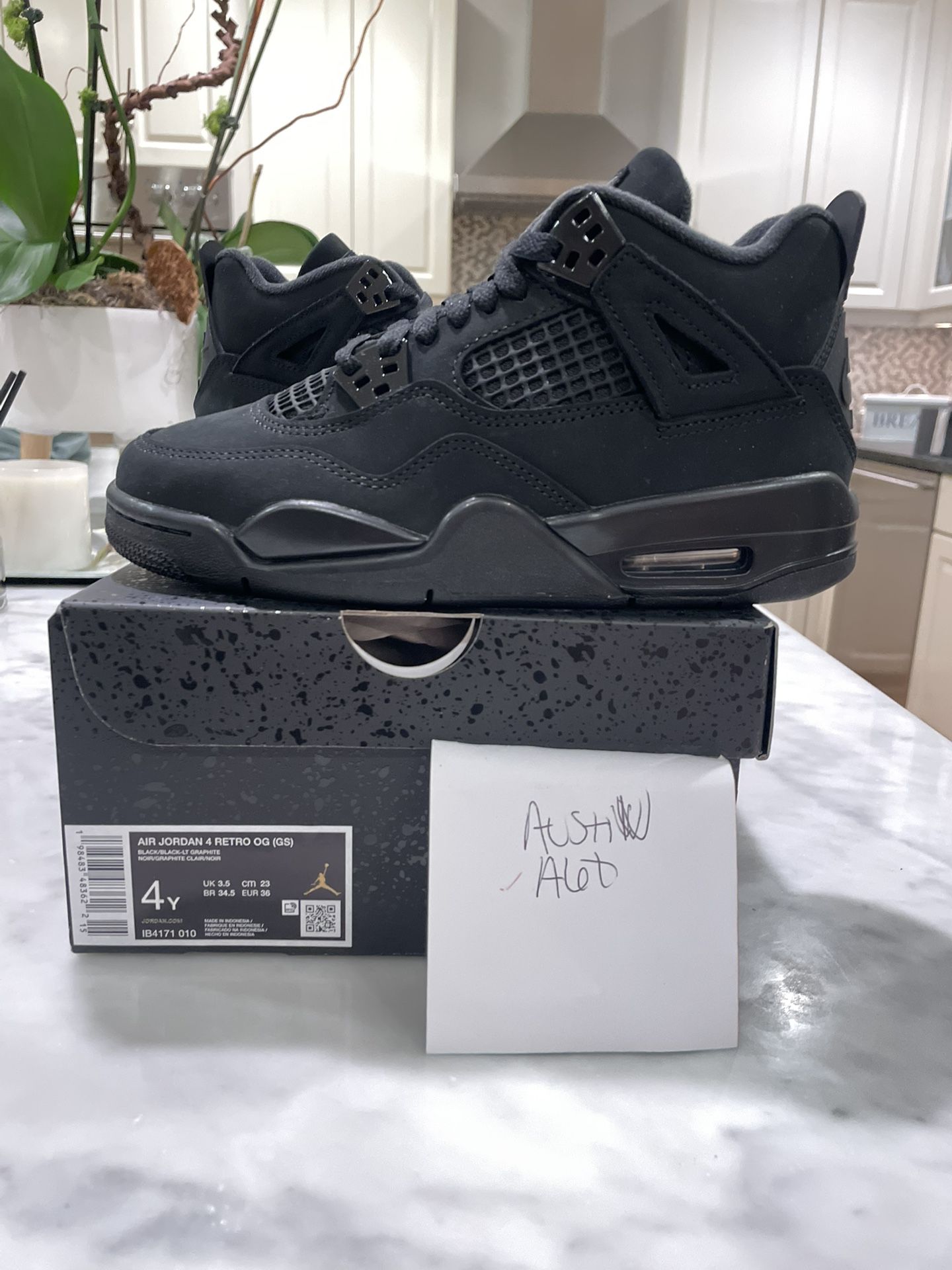 Air Jordan 4 Black Cat Sz 4Y DS