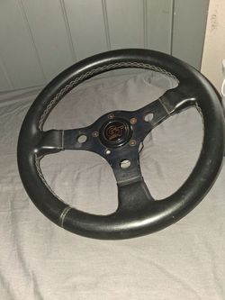 GT grant steering wheel