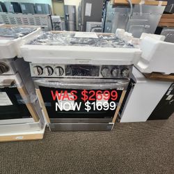 6.3 Cu. Ft. 30 IN Smart Probake Slide In Dual Fuel Range With Gas Stove And Electric Oven