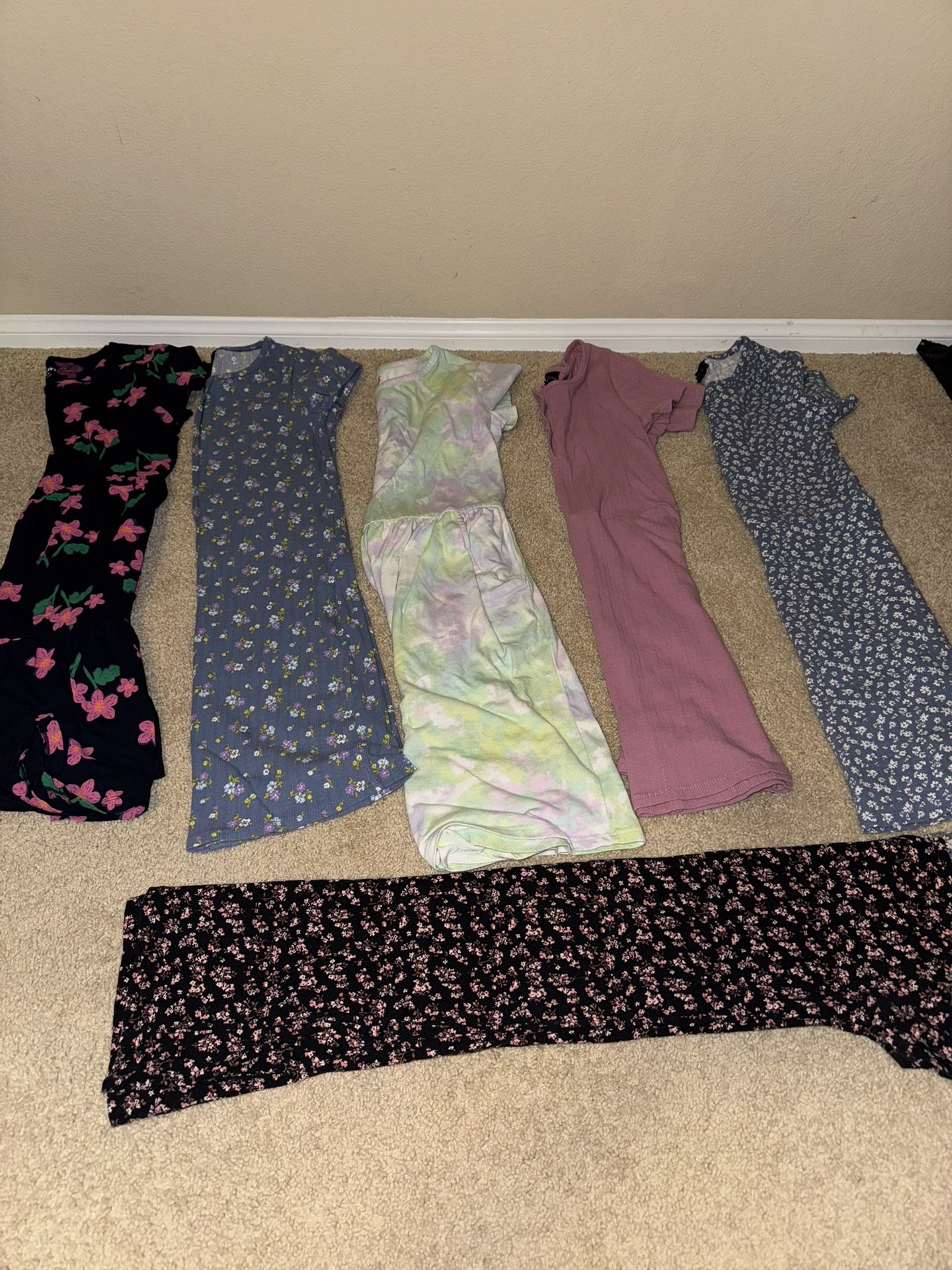 Girls Xl Dress Bundle  (Centennial Hills)