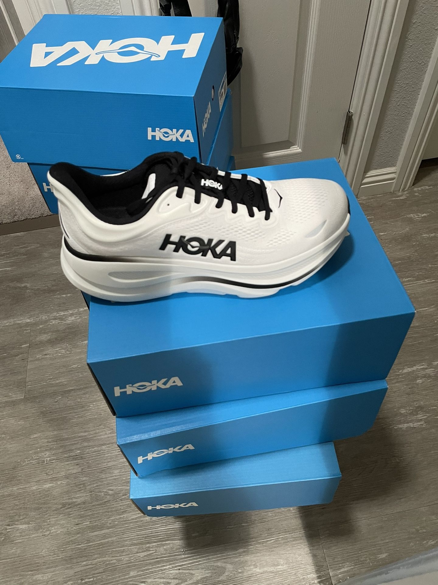 Hoka Bandi $100