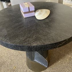 Bernhardt Luxury Decorage End Table