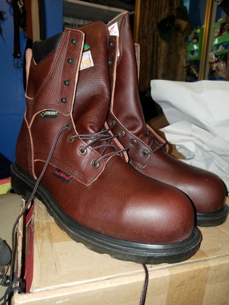 Red wing boots style 2414 size 11D