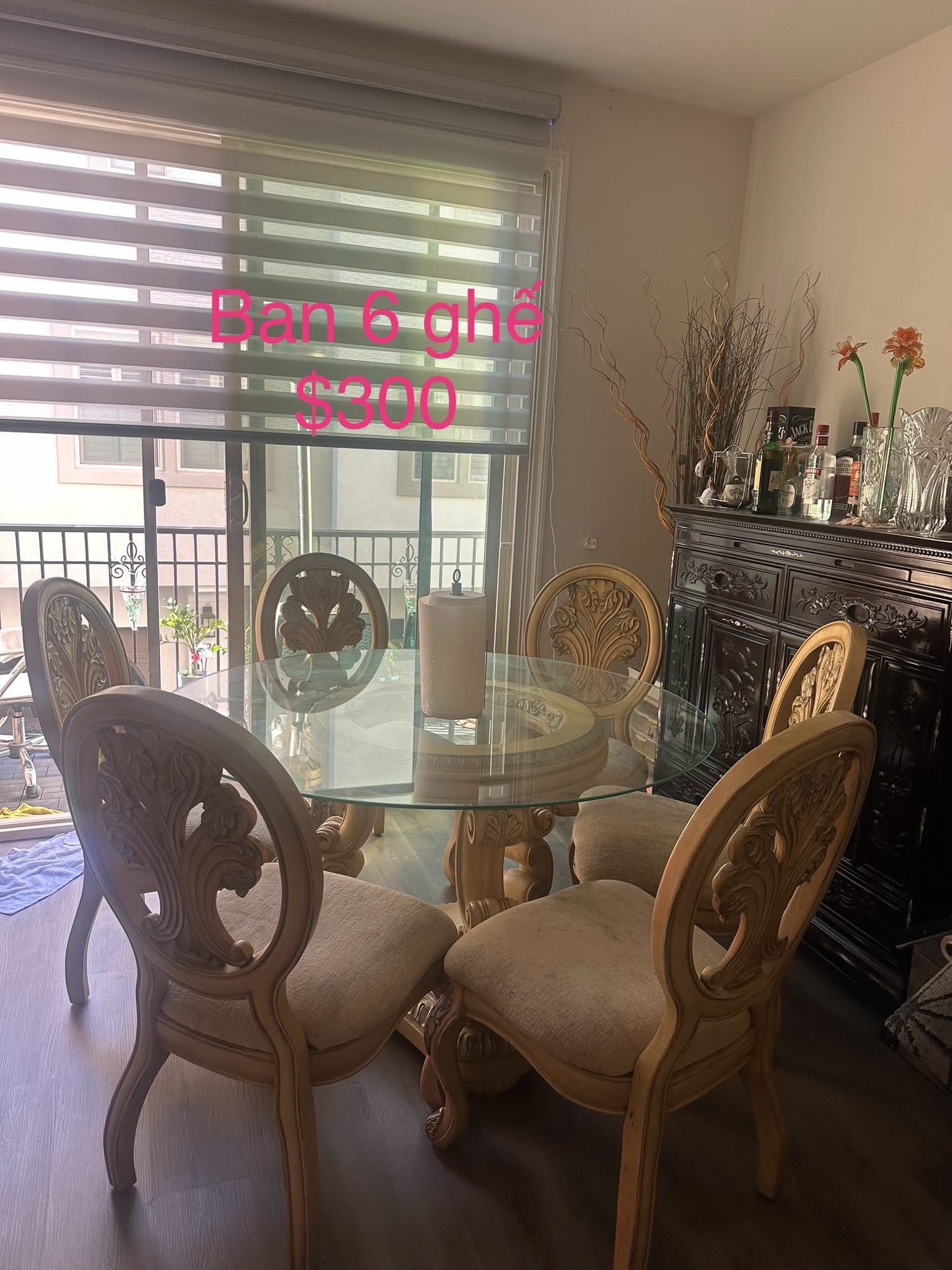 Circular Dining Table