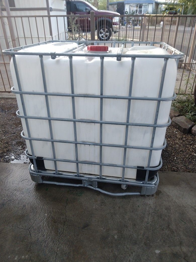 1,000 L Container Freshwater Storage