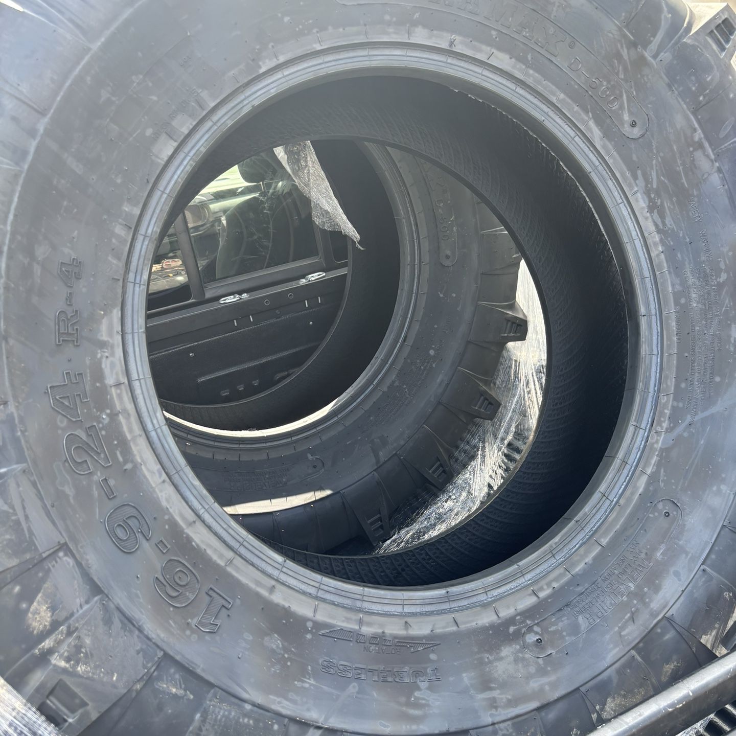 Set Of 2 Tractor Tires Duromax 16.9-24 $1200 