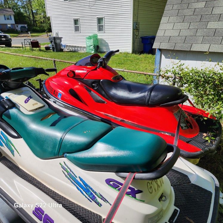 Red( Kawazaki ) Green ( Sea Doo ) for Sale in Saint Charles, MD OfferUp