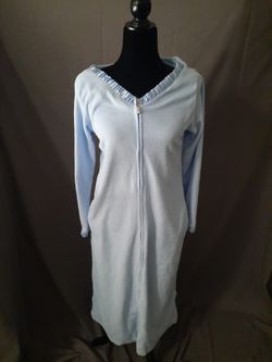 Zippered Robe