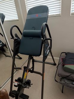 Memory Foam Inversion Table
