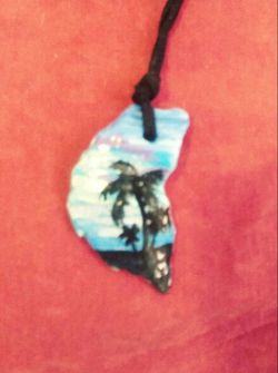Sunset palms shell pendant necklace