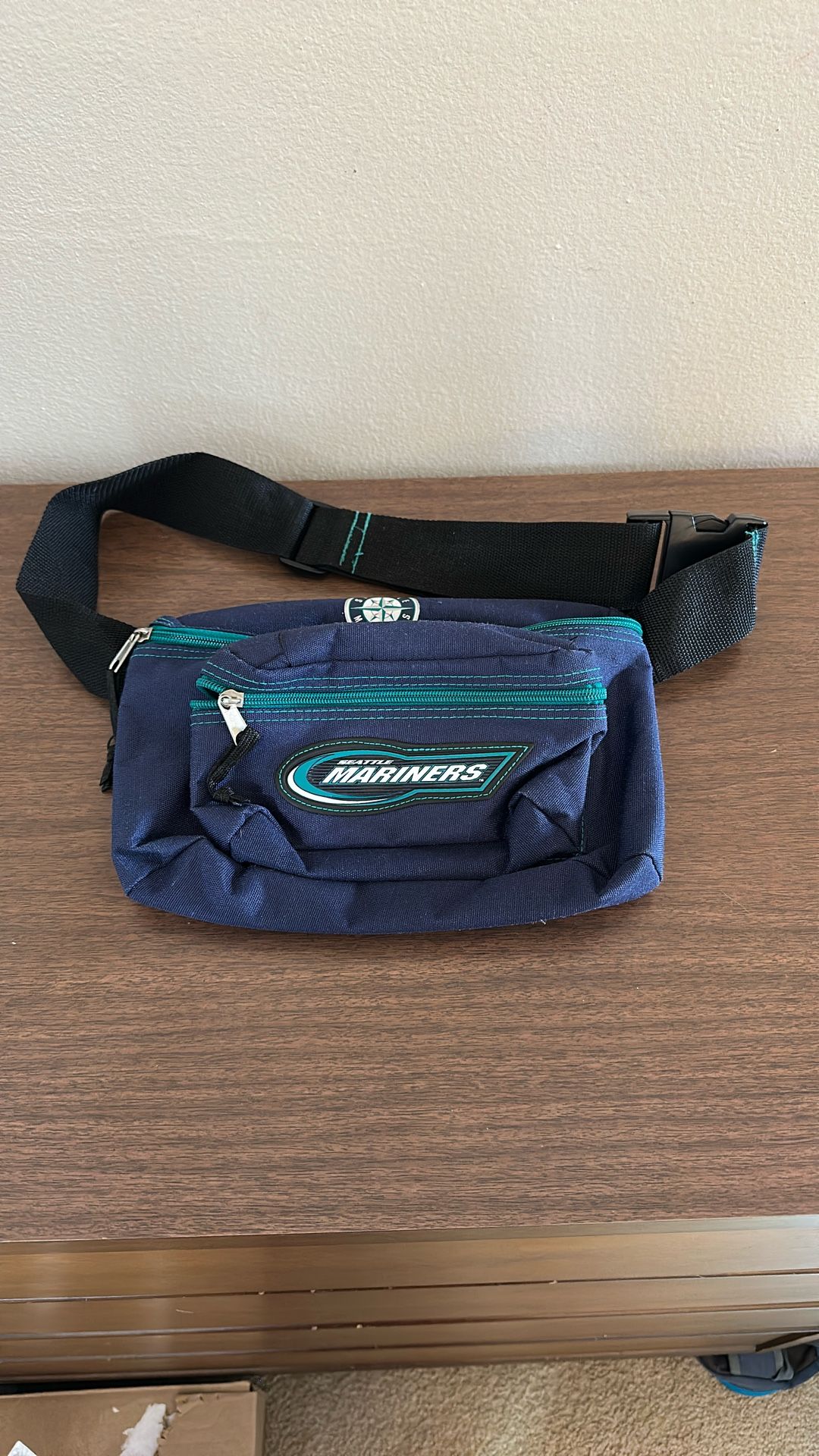 Seattle Mariners Throwback Fanny Pack
