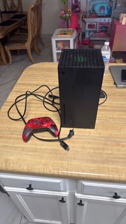 Xbox series x with controller