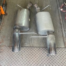 Axles Backs Ford Racing 