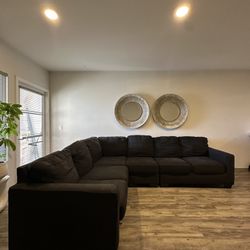 Black/Smoke Grey L-Shaped Sectional