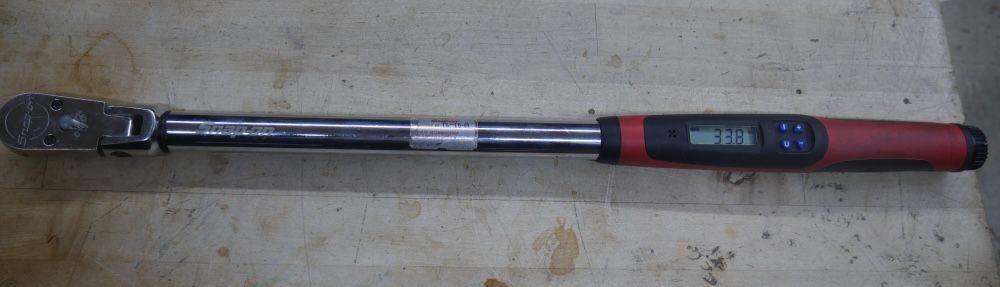 Snap On tech3fr250 Digital Swivel Head Torque Wrench, 1/2” Drive PLEASE READ I CAN SEE ON A TOOL IT WAS 2 CALIBRATIONS 1) FROM SNAP ON 12/10/14 2) 8/2