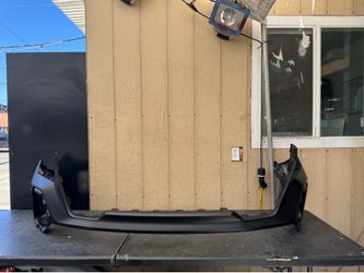2019 2020 2021 2022 GMC SIERRA UPPER FRONT BUMPER COVER OEM USED