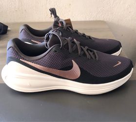 Nike Revolution 8 Shoes Women Size 11.5 Grey Running Sneakers Lightweight