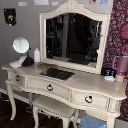 Wooden Makeup Vanity
