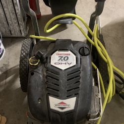 Craftsman 2900 PSI Gas Pressure Washer - 7.0 HP Briggs & Stratton