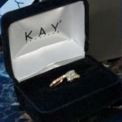 Women's Size 7 Engagement Ring