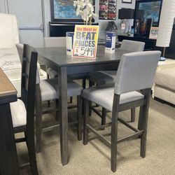 Small family Dining Set 🌟☑️ $499