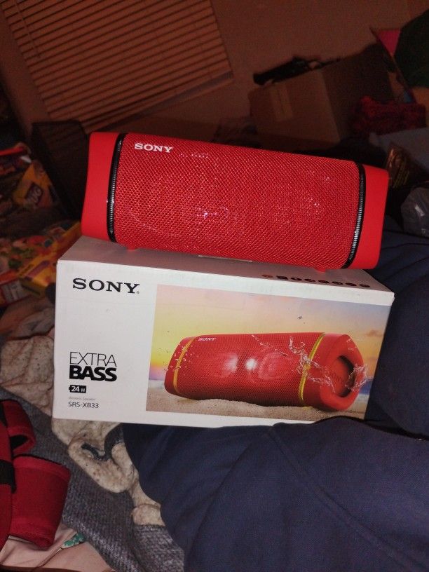 Sony SRS-XB33 BLUETOOTH SPEAKER WITH 24 HOUR BATTERY LIFE