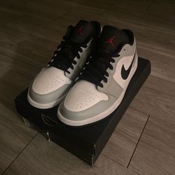 Jordan 1 Low Light Smoke Grey 