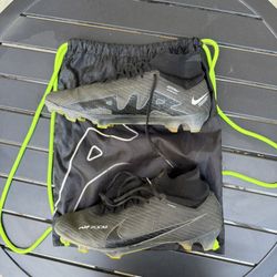 Nike Air Mercurial Size 10