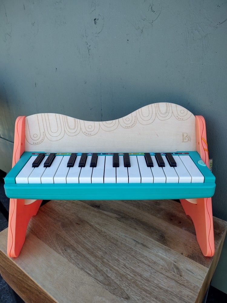 Piano Toy 3+