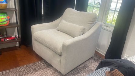 Oversized chair