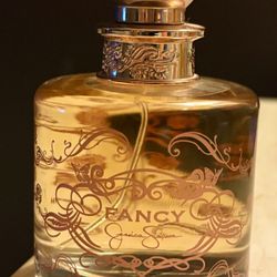 Jessica Simpson Fancy Perfume 