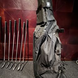 The Original Club Glove's golf travel bag