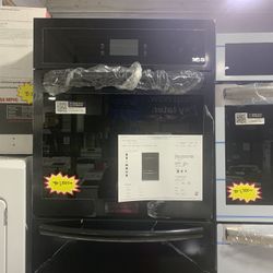 24” Single Gas  Wall Oven With Air Fry  Great Deal - Take It For Zero Down - 3 Months No Interest For More Details Send Us A Message Or Call 