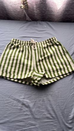 Woman shorts L