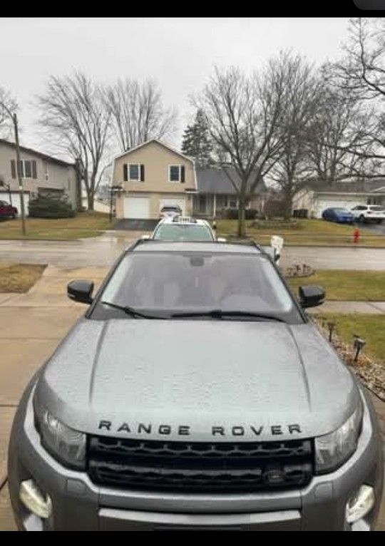 Range Rover. 2013