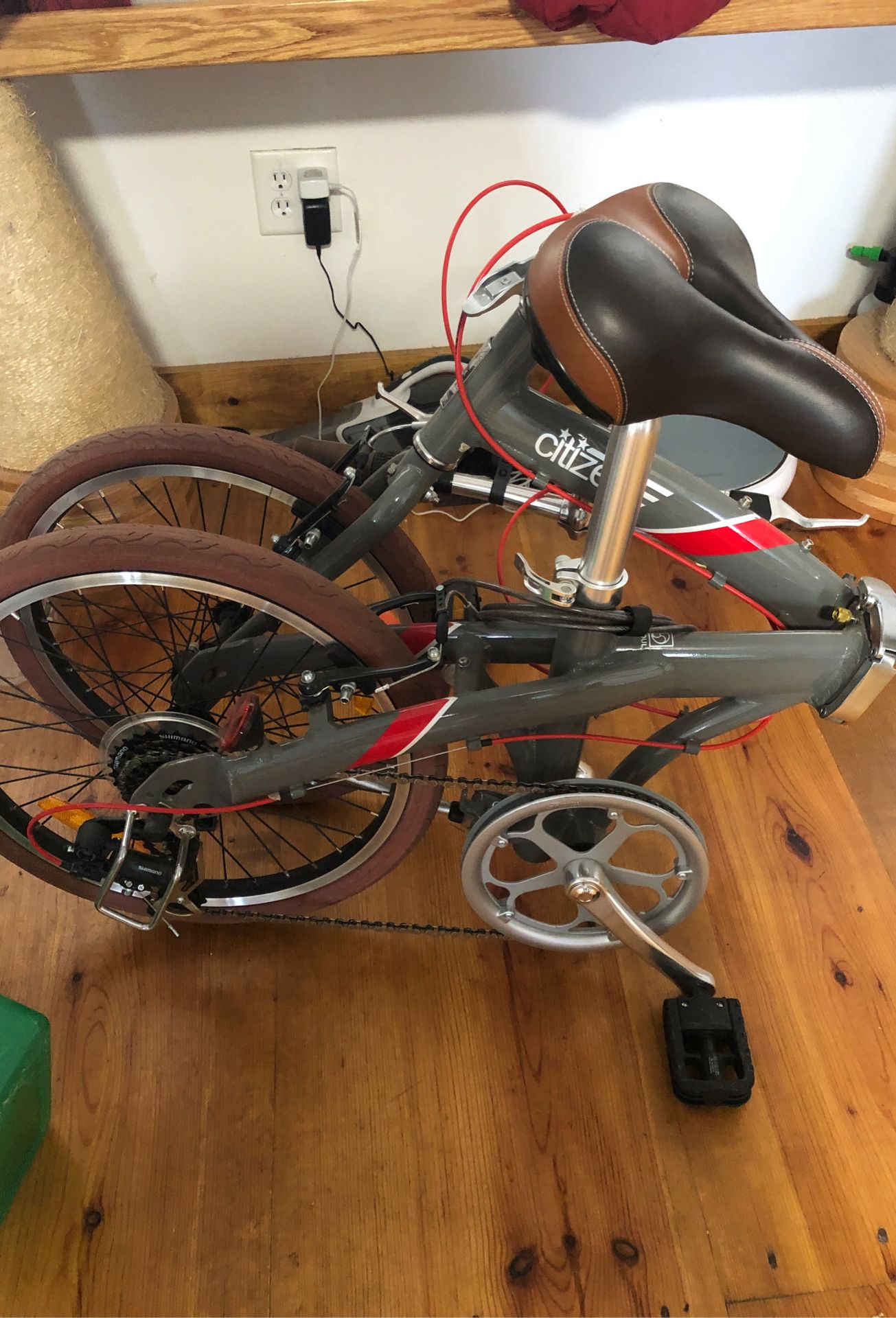 Citizen folding bike used lightly