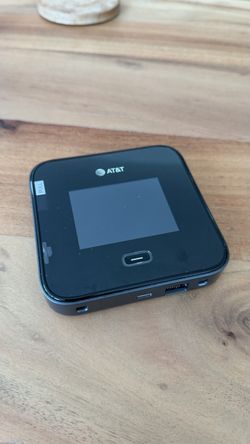 NETGEAR Nighthawk M7 Pro WIFI 7 Mobile Hotspot