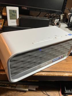 Plug in bluetooth speaker