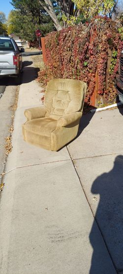 Lay-Z-Boy Tall Man's Chair